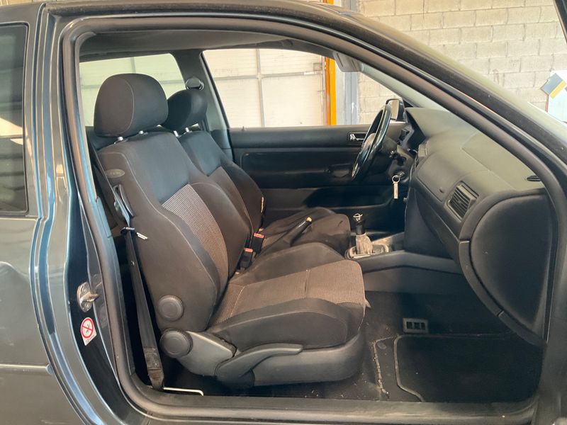 Volkswagen Golf IV 1.9 TDI GTI Edicion Especial 2003 – снимка 3