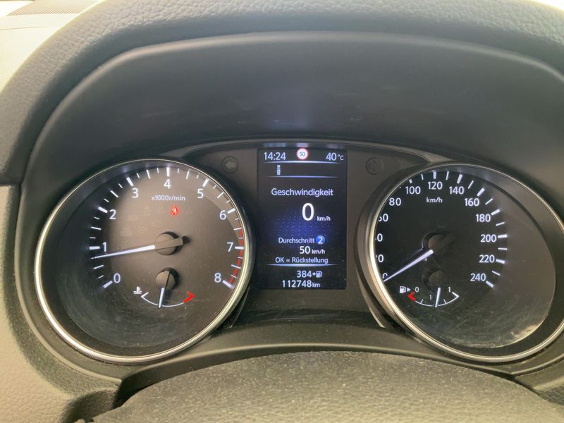 Nissan Qashqai 1.6 Tekna 2018 – снимка 19