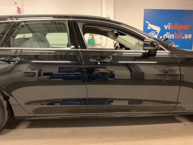 Volvo V90 2.0 T8 Plug-in Hybrid Momentum AWD 2020 – снимка 10
