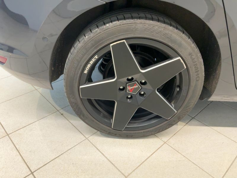 Volkswagen Touran 2.0 TDI IQ.DRIVE 2019 – снимка 9