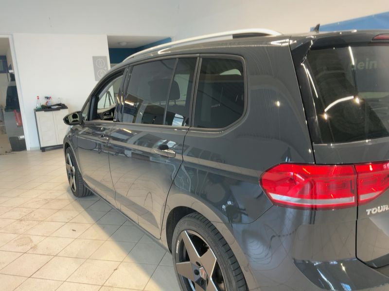 Volkswagen Touran 2.0 TDI IQ.DRIVE 2019 – снимка 6