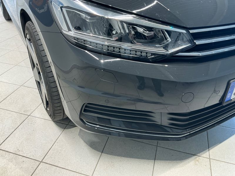 Volkswagen Touran 2.0 TDI IQ.DRIVE 2019 – снимка 23