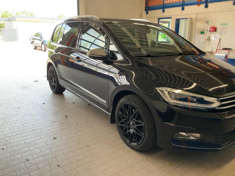 Volkswagen Touran 1.4 TSI Comfortline BlueMotion Tech 2017 – снимка 12