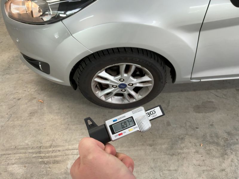 Ford Fiesta 1.0 SYNC Edition 2015 – снимка 3