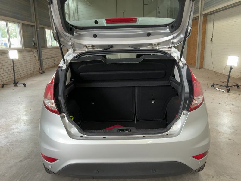 Ford Fiesta 1.0 SYNC Edition 2015 – снимка 15