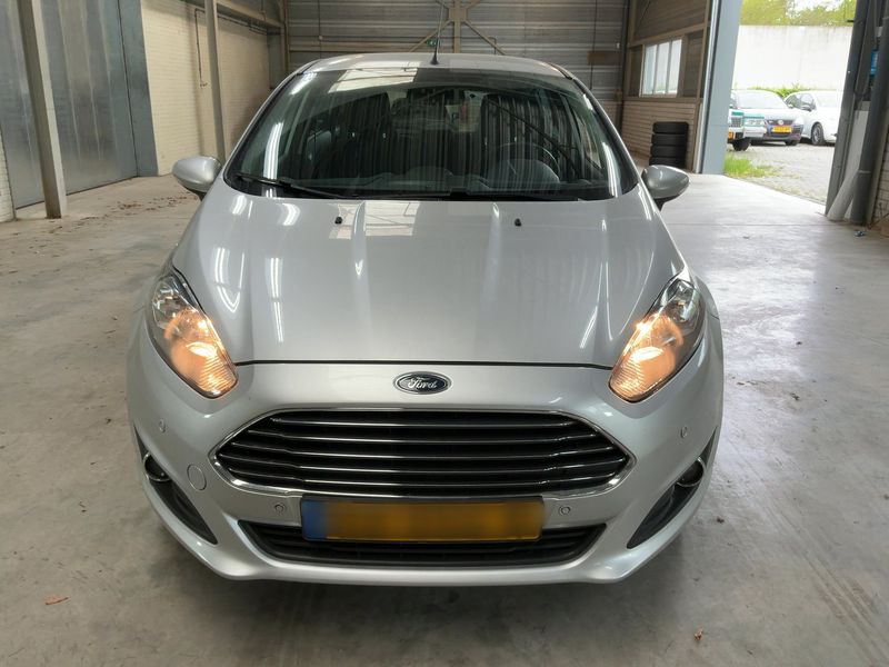 Ford Fiesta 1.0 SYNC Edition 2015 – снимка 14