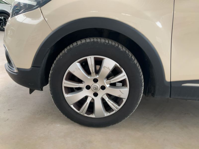 Renault Captur 1.5 dCi Energy Zen 2013 – снимка 3