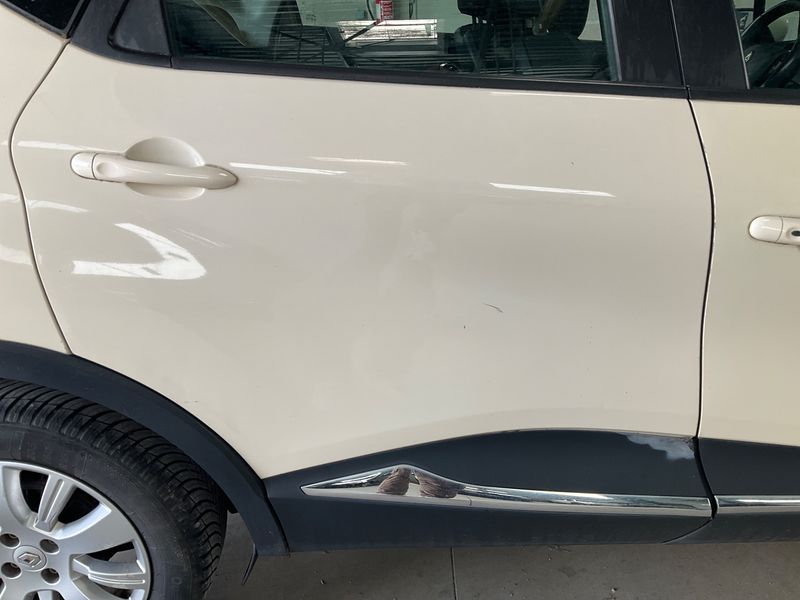 Renault Captur 1.5 dCi Energy Zen 2013 – снимка 23