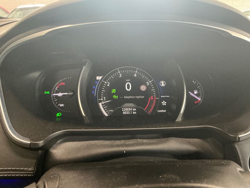 Renault Talisman 1.6 TCe Energy Initiale Paris 2017 – снимка 18
