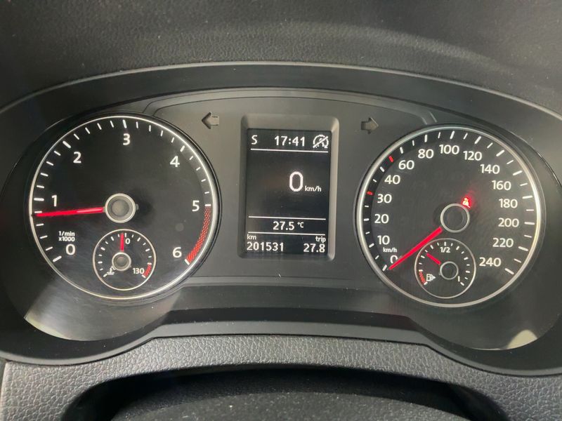 Seat Alhambra 2.0 TDI Style Allrad 2014 – снимка 19