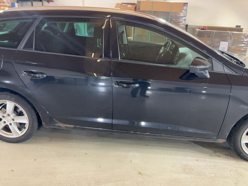 Seat Leon 1.6 TDI Style 4Drive 2014 – снимка 7