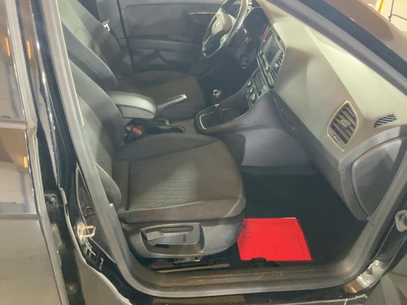 Seat Leon 1.6 TDI Style 4Drive 2014 – снимка 11