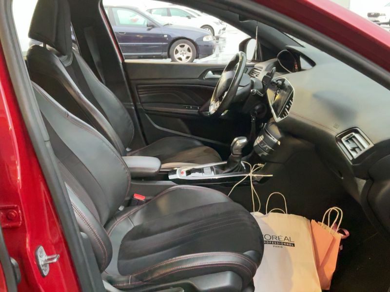 Peugeot 308 2.0 Blue-HDi Allure 2015 – снимка 16