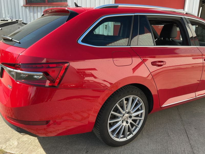 Skoda Superb 2.0 TSI L&K 4x4 2023 – снимка 8