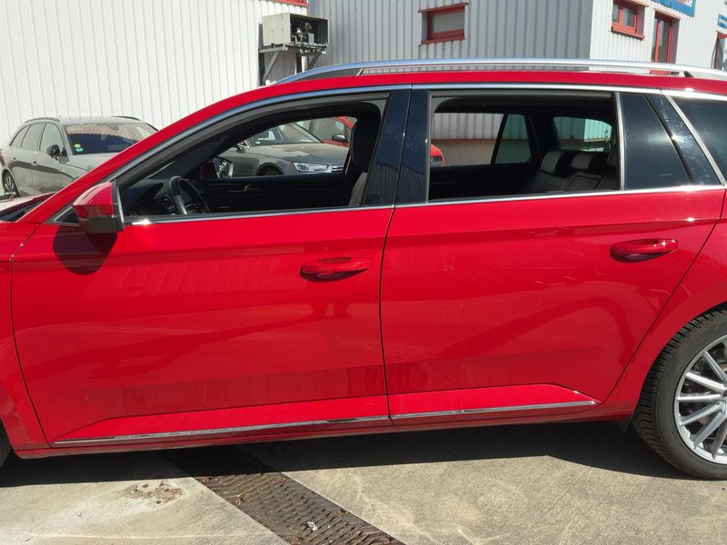 Skoda Superb 2.0 TSI L&K 4x4 2023 – снимка 4
