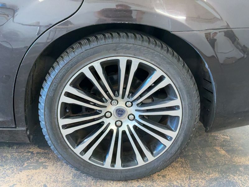Lancia Thema 3.0 V6 CRD Executive 2012 – снимка 5