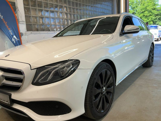 Mercedes-Benz E-Klasse E 220 d T 4Matic Avantgarde 2018 – снимка 2