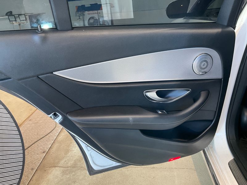 Mercedes-Benz E-Klasse E 220 d T 4Matic Avantgarde 2018 – снимка 27