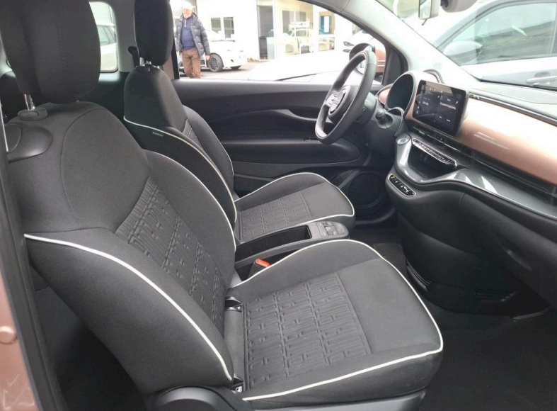 Fiat 500e electric drive 70 kW 2023 – снимка 9