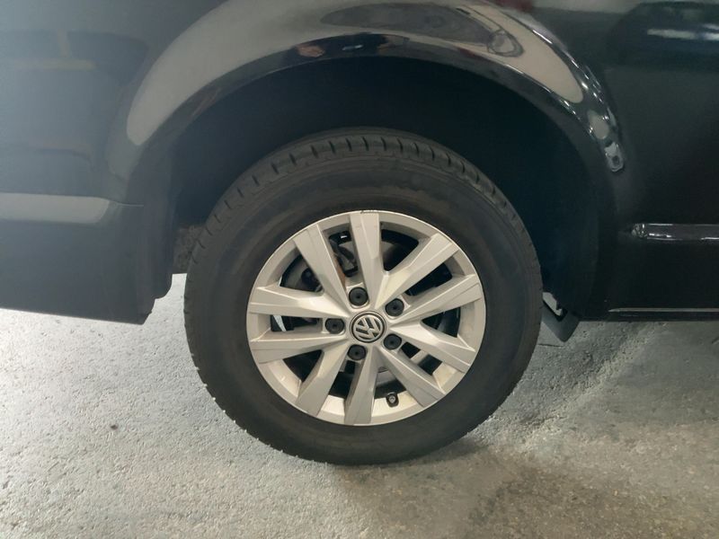 Volkswagen T6 Caravelle 2.0 TDI Trendline lang FWD 2021 – снимка 9