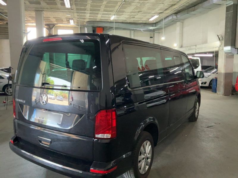 Volkswagen T6 Caravelle 2.0 TDI Trendline lang FWD 2021 – снимка 8