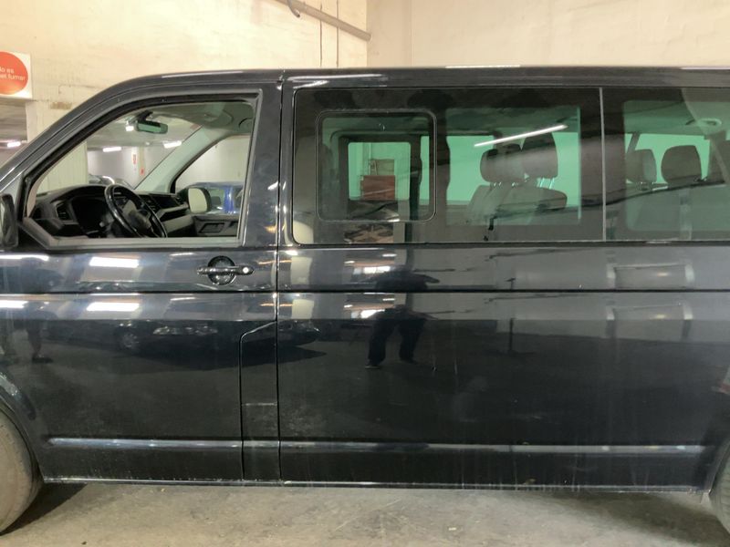 Volkswagen T6 Caravelle 2.0 TDI Trendline lang FWD 2021 – снимка 4