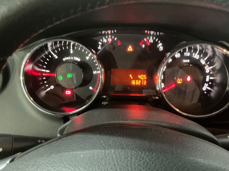 Peugeot 3008 1.6 Blue-HDi Style 2017 – снимка 18