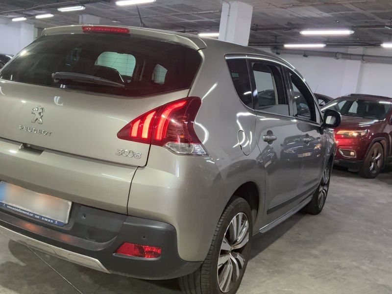 Peugeot 3008 1.6 Blue-HDi Style 2017 – снимка 8