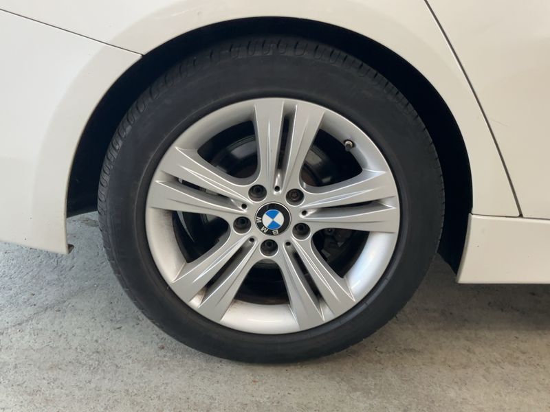 BMW 3er 318d Sport Line 2018 – снимка 9