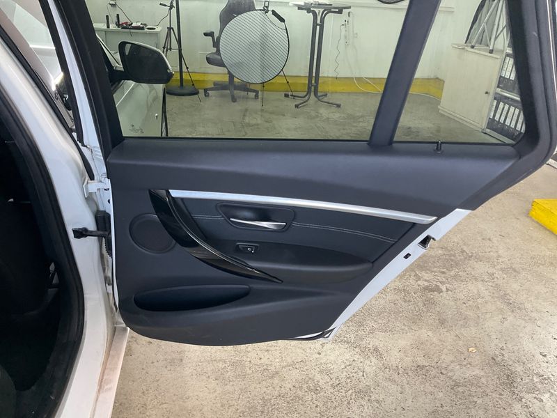 BMW 3er 318d Sport Line 2018 – снимка 34