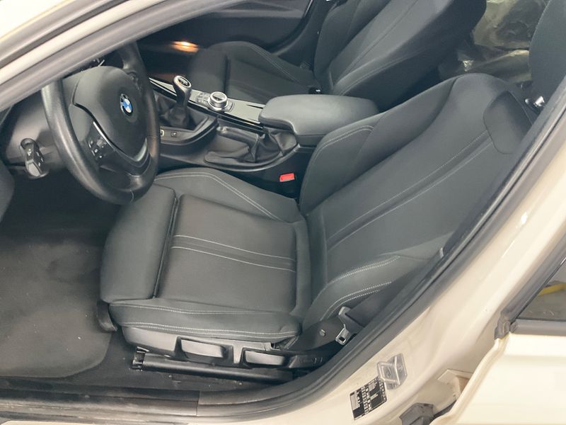 BMW 3er 318d Sport Line 2018 – снимка 26