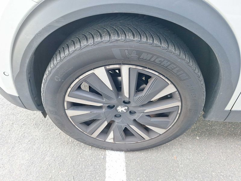 Peugeot 2008 1.2 PureTech GT Pack 2020 – снимка 32