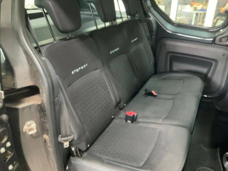 Dacia Dokker 1.2 TCe Stepway 2015 – снимка 14