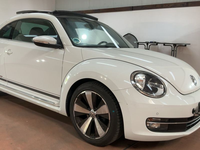 Volkswagen Beetle 1.2 TSI Design BlueMotion Tech 2015 – снимка 12