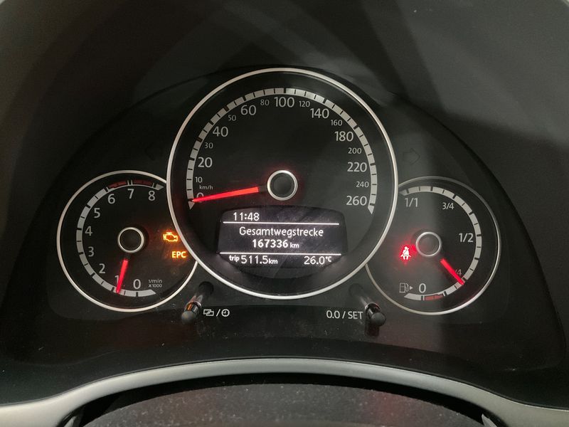 Volkswagen Beetle 1.2 TSI Design BlueMotion Tech 2015 – снимка 19