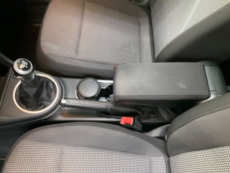 Volkswagen Beetle 1.2 TSI Design BlueMotion Tech 2015 – снимка 24