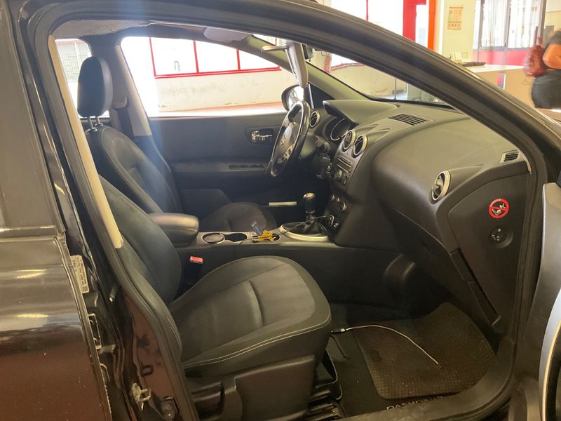 Nissan Qashqai+2 1.5 dCi Acenta 2010 – снимка 3
