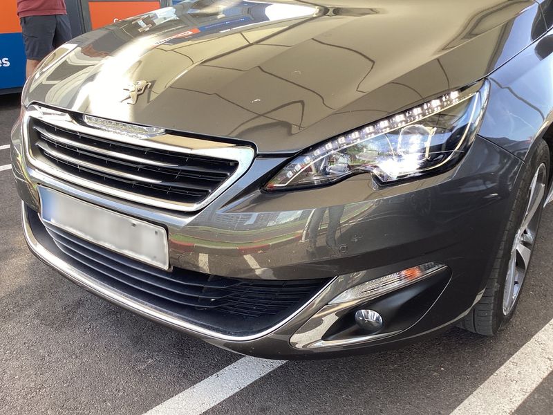 Peugeot 308 1.6 Blue-HDi Allure 2017 – снимка 31