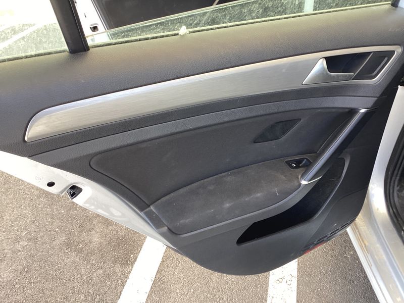 Volkswagen Golf VII 1.6 TDI Advance BlueMotion Tech 2014 – снимка 30