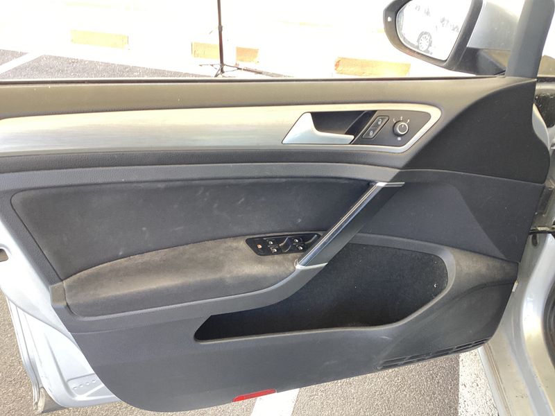 Volkswagen Golf VII 1.6 TDI Advance BlueMotion Tech 2014 – снимка 25