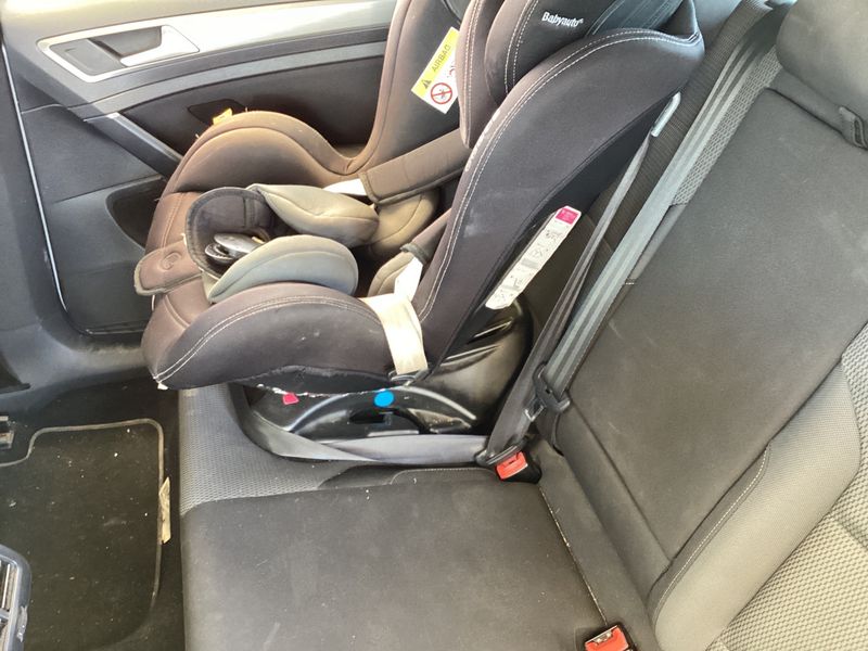 Volkswagen Golf VII 1.6 TDI Advance BlueMotion Tech 2014 – снимка 31