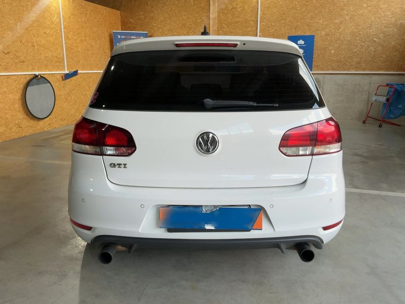 Volkswagen Golf VI 2.0 TSI GTI 2009 – снимка 7