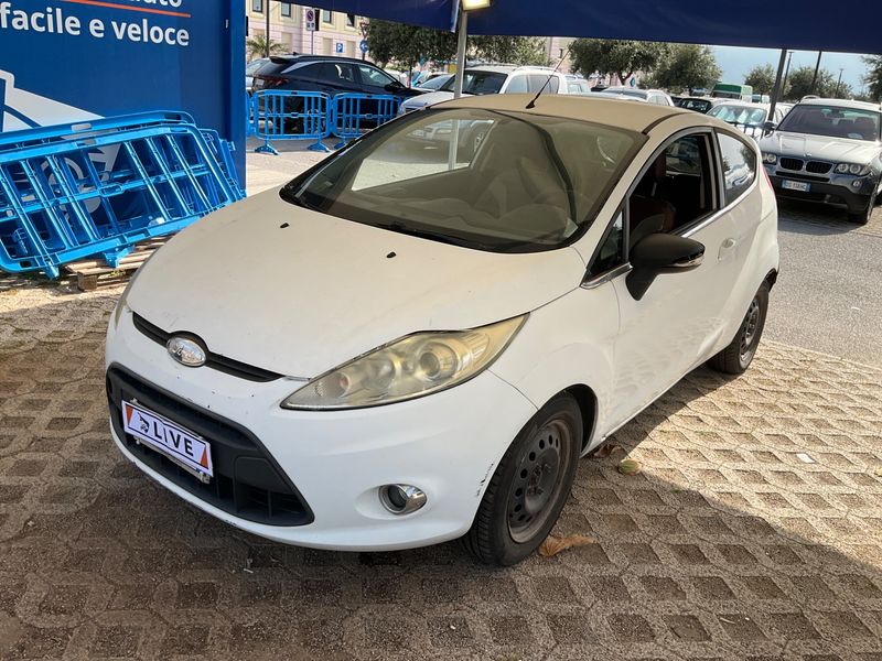 Ford Fiesta 1.6 TDCi Titanium 2010 – снимка 1