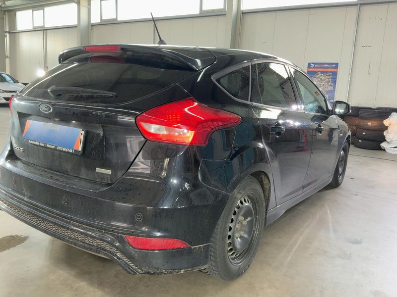 Ford Focus 1.0 EcoBoost ST-Line R&B 2018 – снимка 8