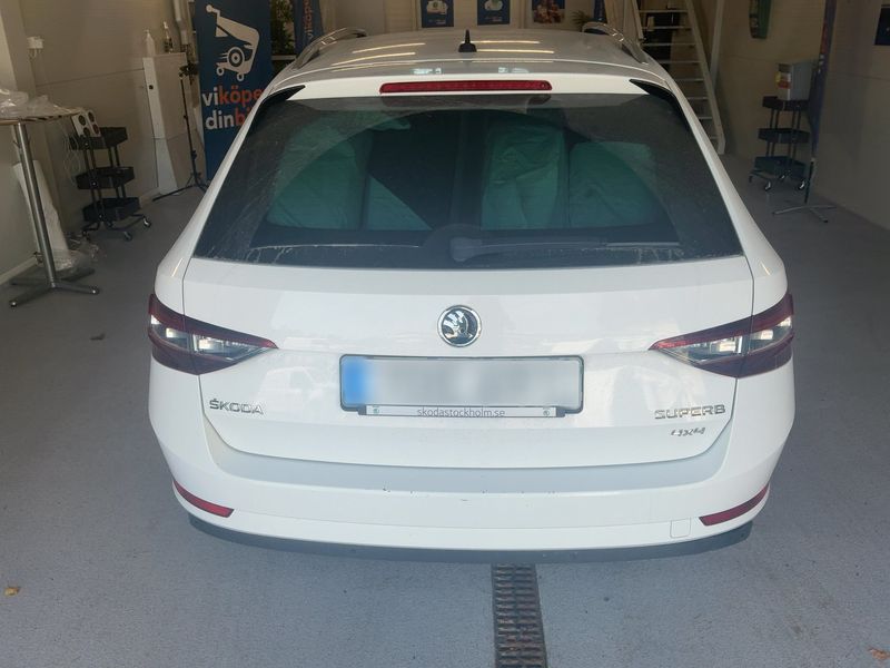 Skoda Superb 2.0 TDI Laurin & Klement 4x4 2016 – снимка 7