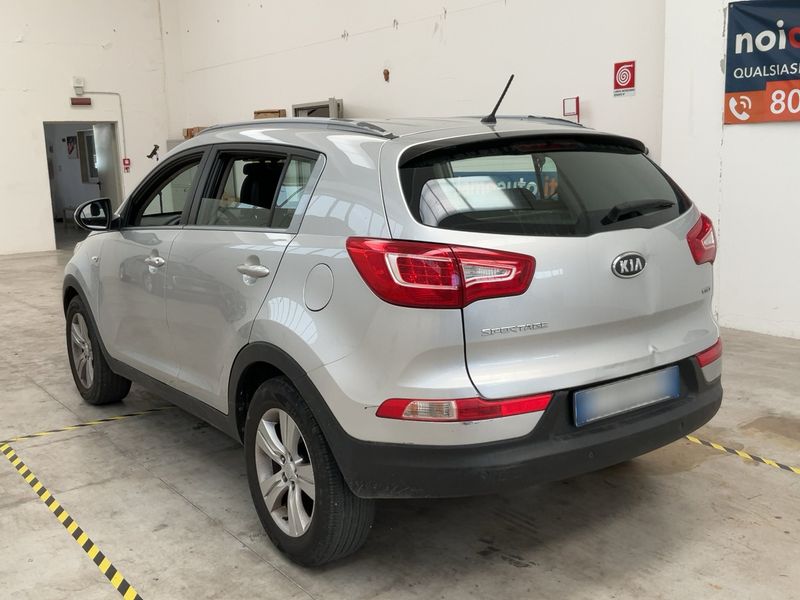 Kia Sportage 1.7 CRDi Active 2WD 2011 – снимка 6