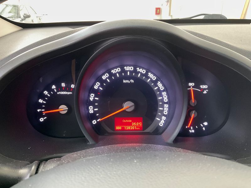 Kia Sportage 1.7 CRDi Active 2WD 2011 – снимка 18