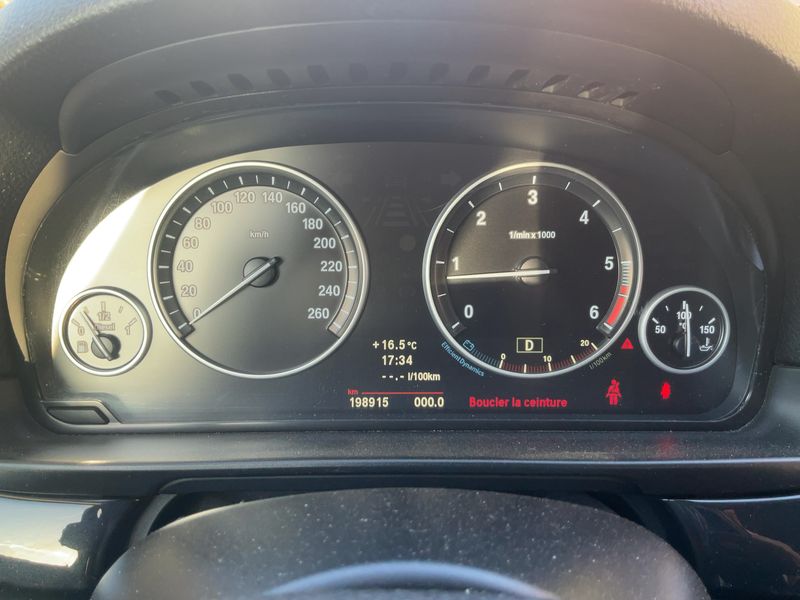 BMW 5er 520d 2012 – снимка 18
