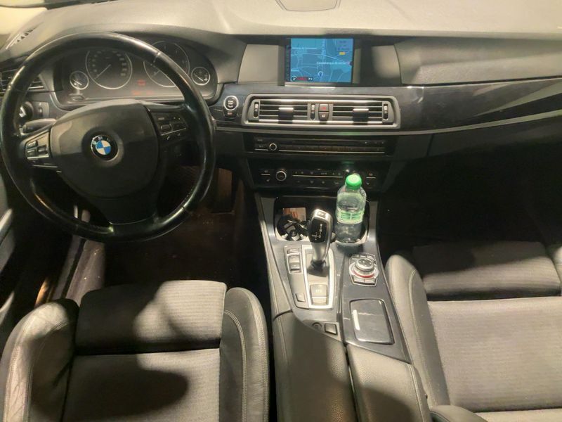 BMW 5er 520d 2012 – снимка 17