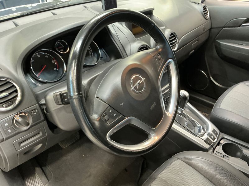 Opel Antara 2.2 CDTI Design Edition 4x4 2014 – снимка 31